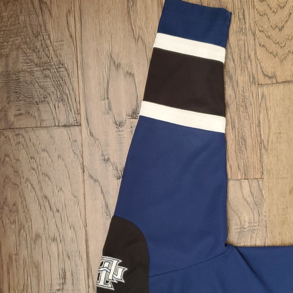 Kids Toronto Maple Leafs hockey jersey - Picture 10 of 11